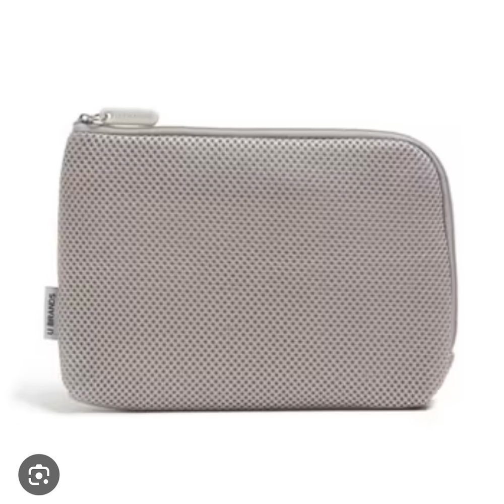 Ubrands Gray Mesh tech Pouch